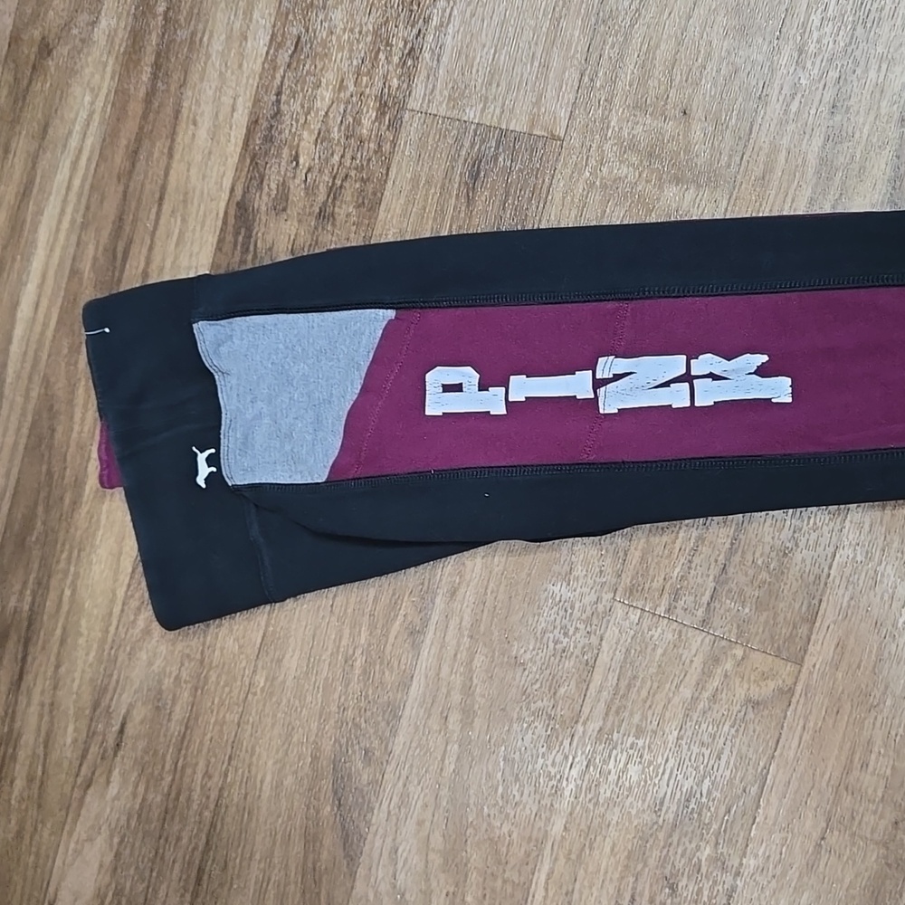 VS PINK MAROON/BLACK/GREY COLORBLOCKED YOGA PANTS SIZE XS - Picture 4 of 11